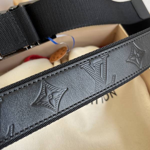 Louis Vuitton 35MM Belt LVB00306